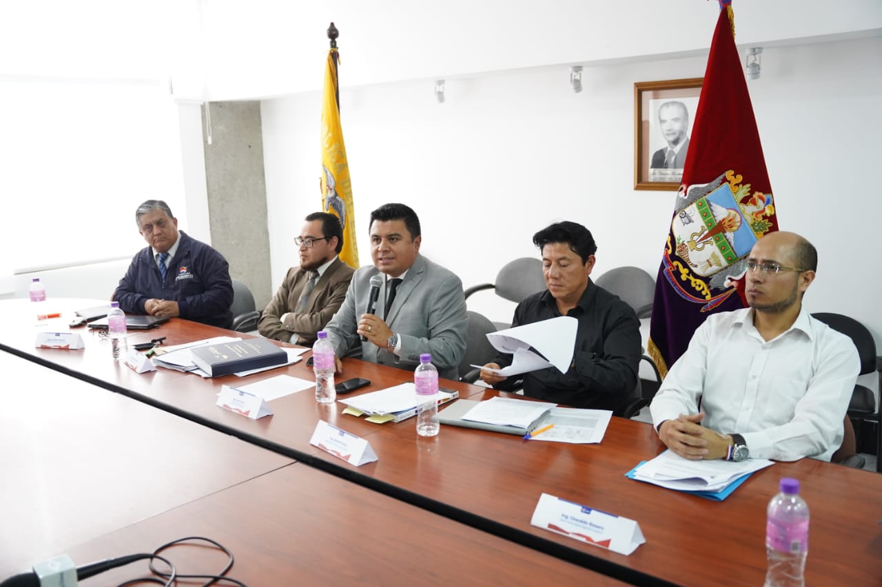 Prefectura de Chimborazo transparenta procesos de compras públicas