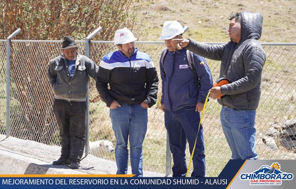 LIMPIEZA JUNTA DE RIEGO CHAMBO – GUANO –  LOS CHINGAZOS