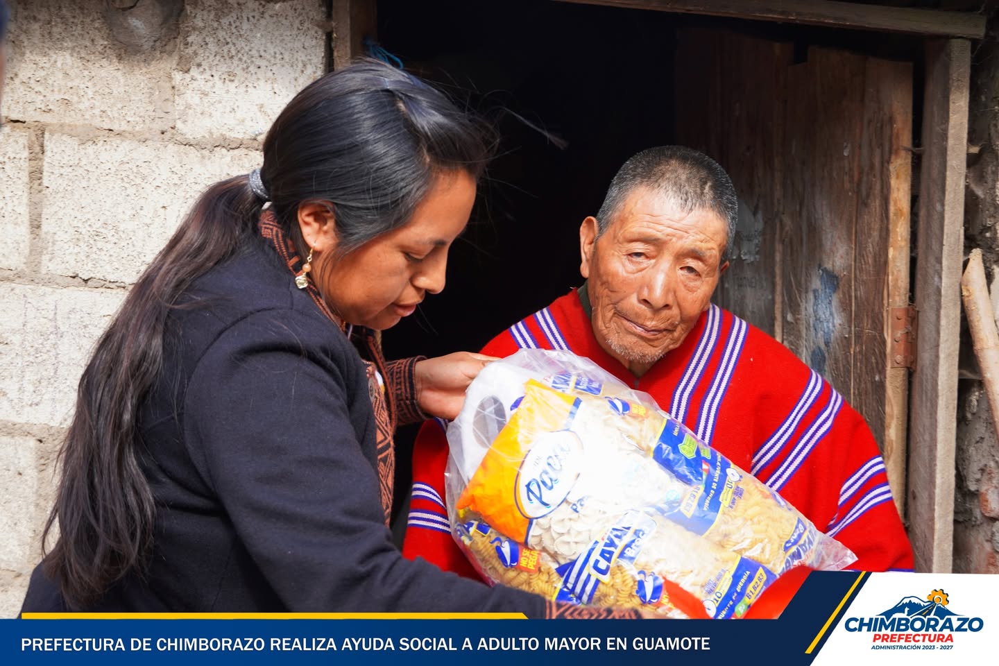 AYUDA SOCIAL A ADULTO MAYOR EN GUAMOTE