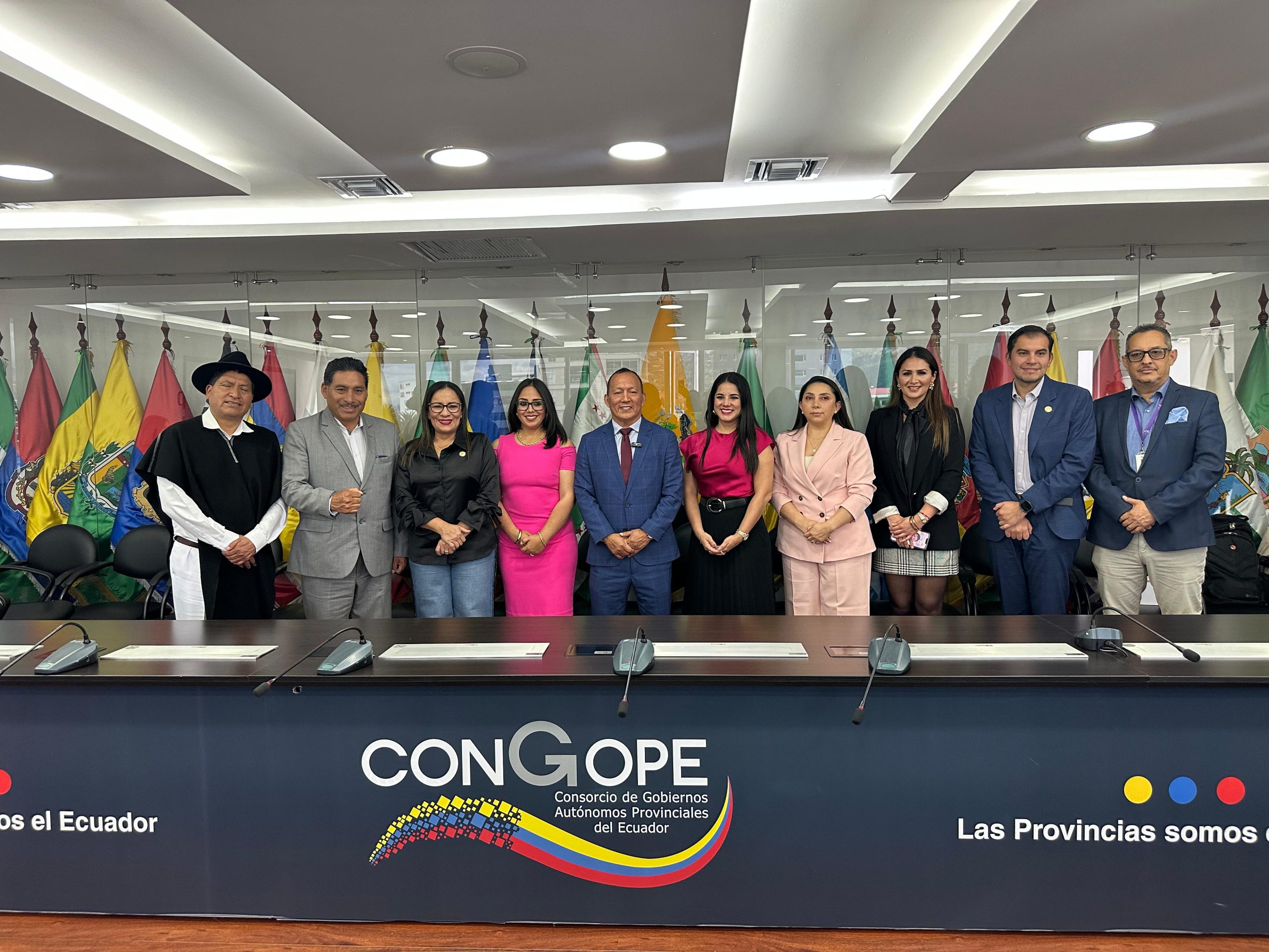 Prefecto Hermel Tayupanda participa en reunión para articular acciones entre el CONGOPE y Gobierno Nacional