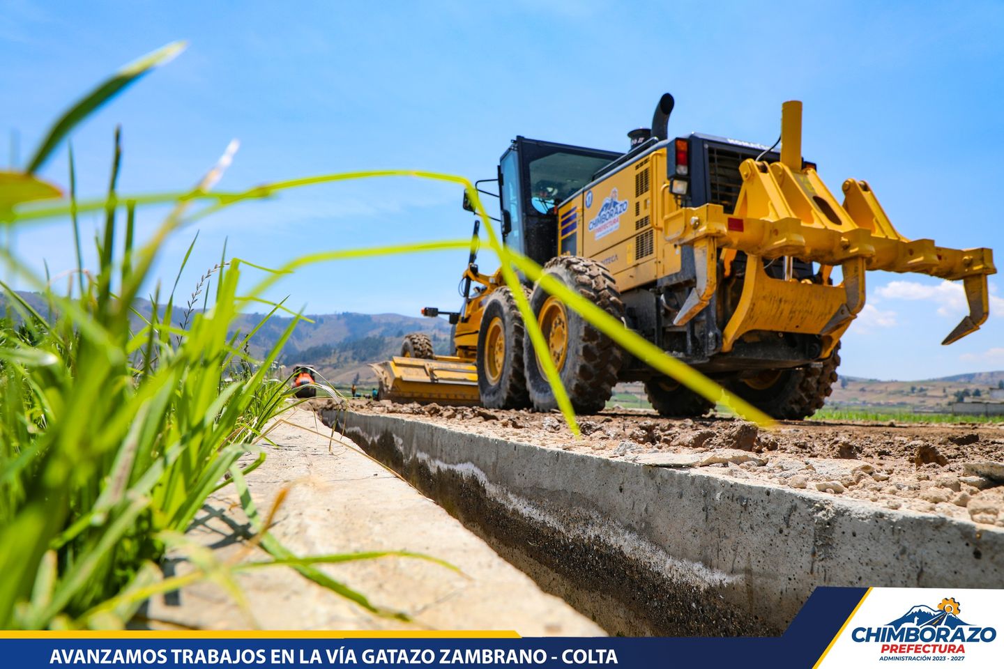 AVANZA LA CONSTRUCCIÓN DE LA NUEVA VÍA GATAZO-ZAMBRANO