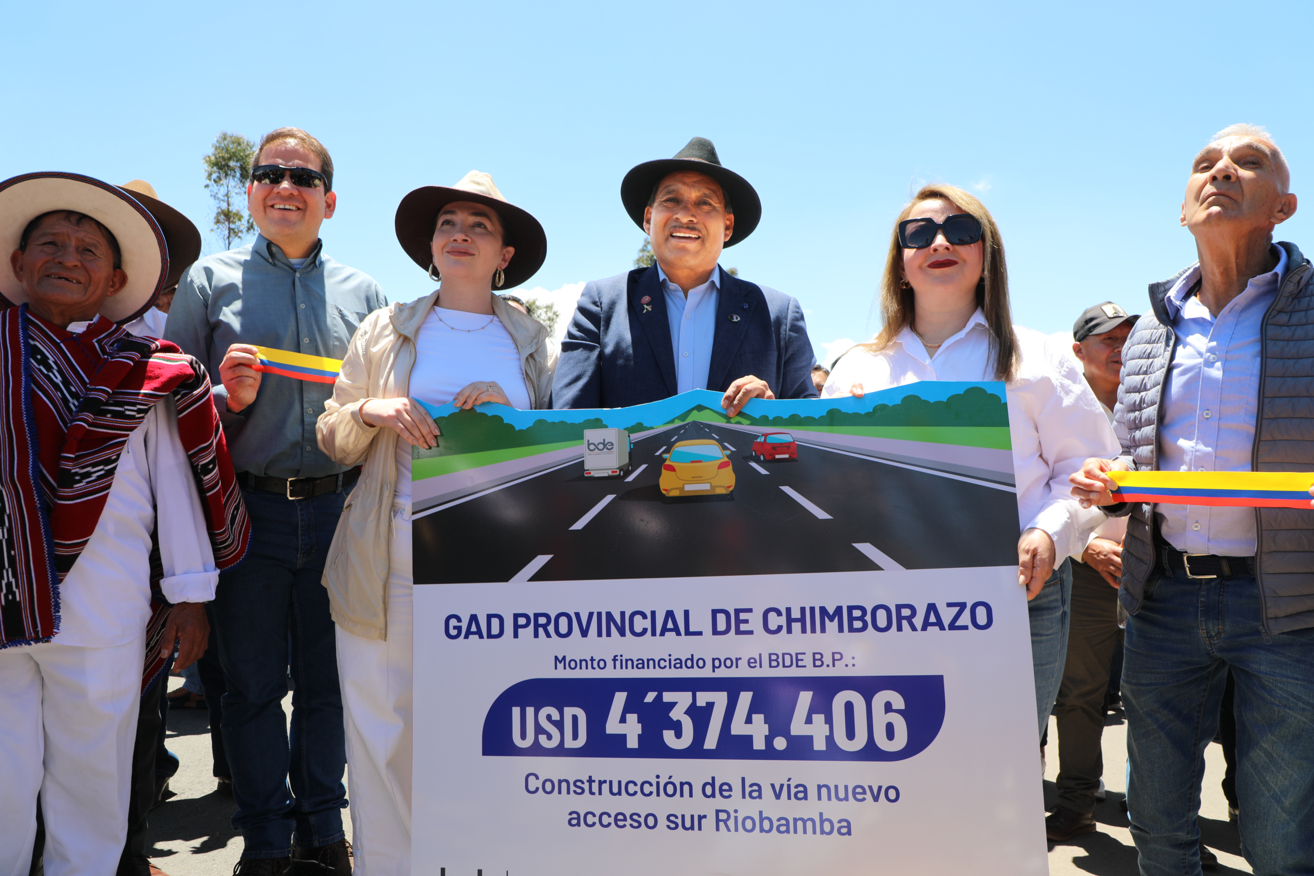 Prefectura de Chimborazo inaugura la vía Los Puruhaes que conecta Riobamba y Colta en 16.9 km
